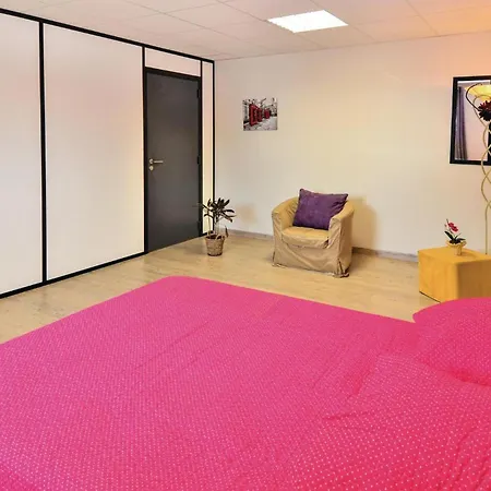 Stunning In Montaren Et St Mediers * Serviers-et-Labaume